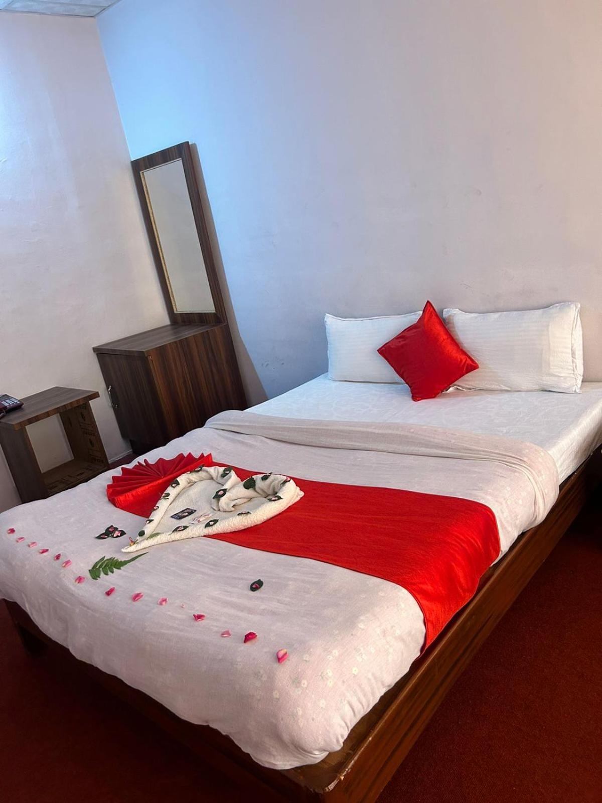 Hotel Good One Pokhara Eksteriør billede